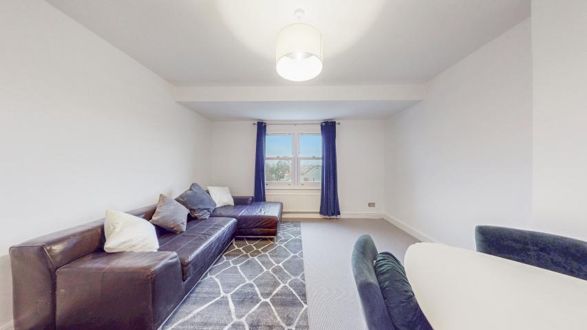 			2 Bedroom, 2 bath, 1 reception Flat			 Minster Road, West Hampstead